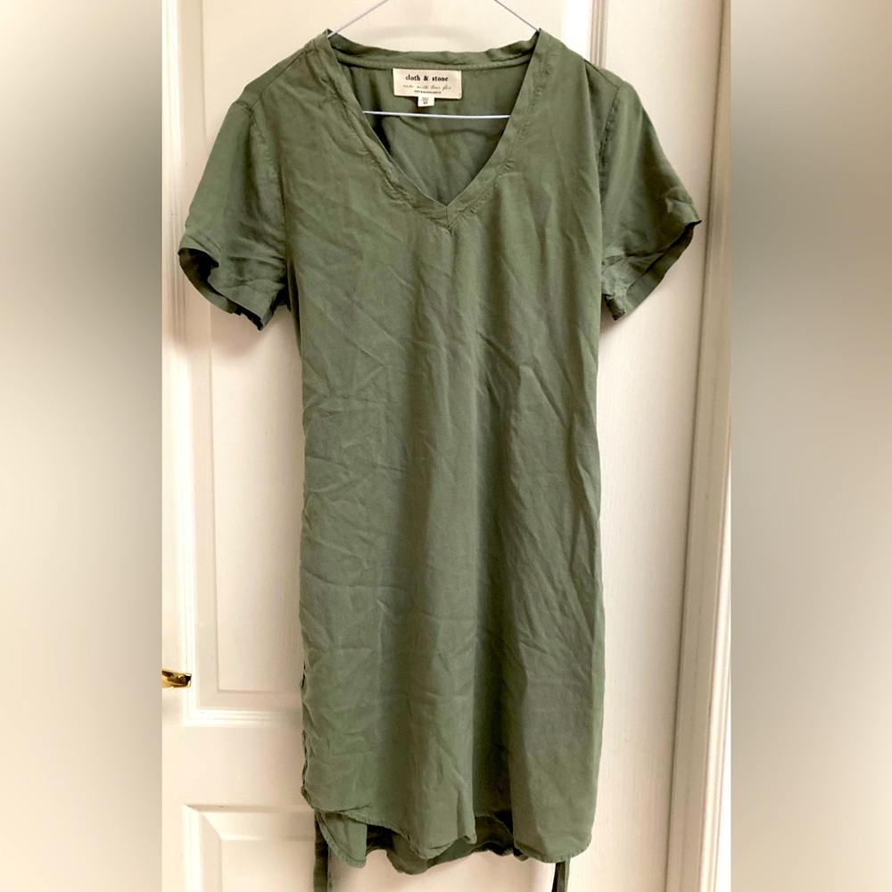 Anthropologie Cloth & Stone Smocked Tensel Dress Waist Tie Olive Green Size XS